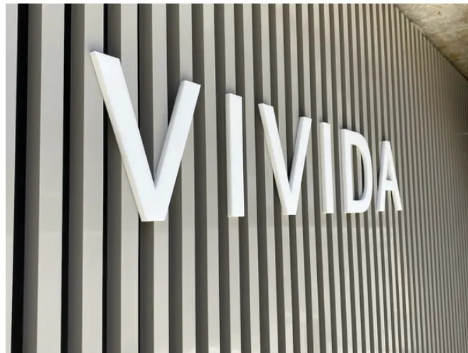 Vivida — Fabricated 3D letters by Sykes Signs